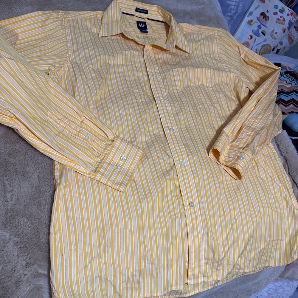 GAP Men's Casual Yellow Striped Button Down Shirt L
